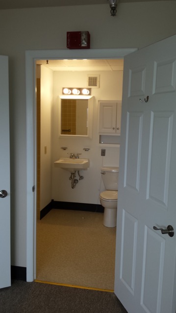 Accessible One Bedroom Apartment Bathroom